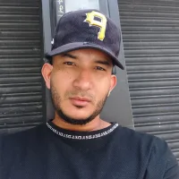 luisyicrazy's Profile Pic