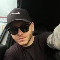 รูปโปรไฟ  ล์ของ Adam_Meyer10