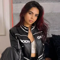 Khloe_es stripchat