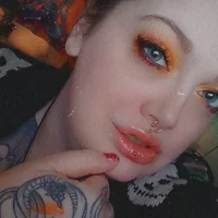 OfficialEmmaBee333의 프로필 사진