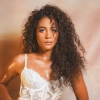 AntonellaHall_ avatarbilde