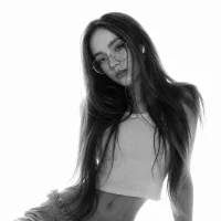Honeylure's Avatar Pic