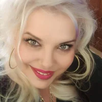 SonyaHotMilf's Avatar Pic