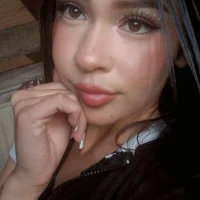 Profilová fotka AlanaMartinez_Pink