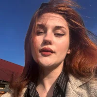 elani_lune model avatar