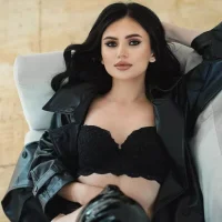 Eva_blaze's Profile Pic