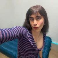 Nadialust1's Profile Pic