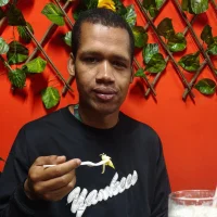 puya23cm's Profile Pic