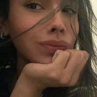 vdeveronica's Profile Pic