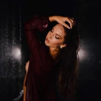 Elinta's Profile Pic