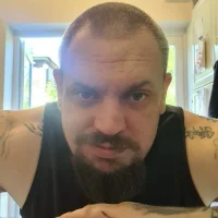 Tattyrob87's Avatar Pic