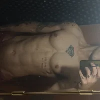 Alex_Charming's Profile Pic