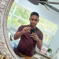 Everything-is-possible Φωτ, Προφίλ