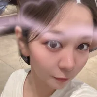 _Emma_ch's Profile Pic