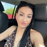 Eastern_latinas's Profile Pic