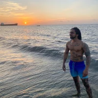 nabucodonosor2 Φωτ, Προφίλ