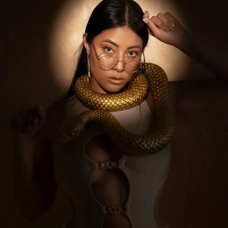 Camilaperson live cam profile