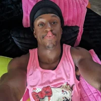 novemberguyy 頭像圖片