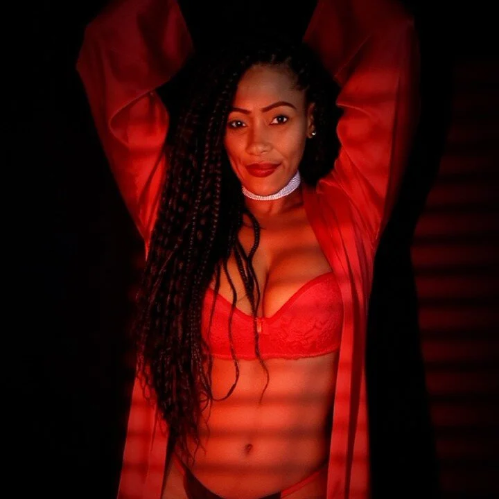 CandyBlackFunXXX live cam profile