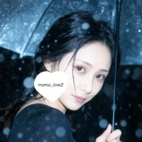 momo_love2's Avatar Pic