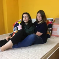 Ariel_Erica Φω τ, Προφίλ