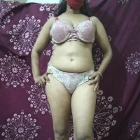 Itz_Soniya webcam model