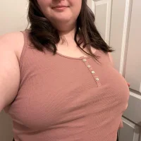 Charbees10's Avatar Pic