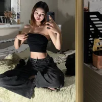 esmittta Poză de profil