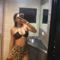 Lucia_molina1 webcam model
