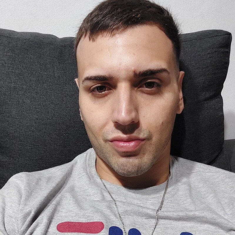 Agusss_2000 profile photo