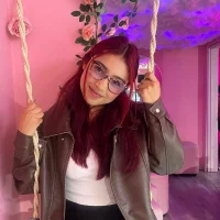 Ảnh Đại Diện Dakota_velvet_