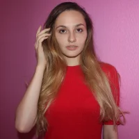 Riri_x's Profile Pic