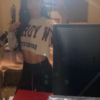 Realslimnastybitch's Avatar Photo