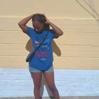 NaughtyDee01 এর প্রোফাইল ছবি