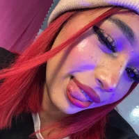 kira_touka 頭  像圖片