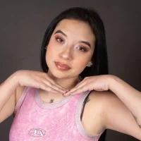 Chloe_Adamsa__'s Profile Pic