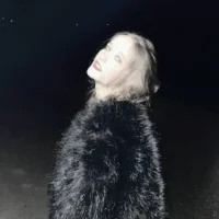 รูปโปรไฟล์ของ Clover_red