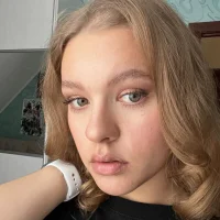 lesli_milson's Profile Pic