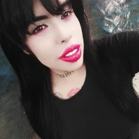 CrystalMatthewss's Profile Pic