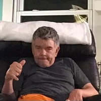 รูปโปรไฟล์ของ Older8InchThick1