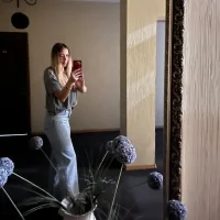 milfurti's Profile Pic