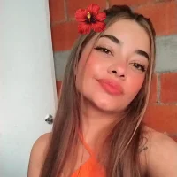 Jenmuriel_'s Profile Pic