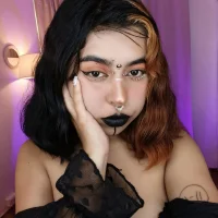 the_virginqueen's Avatar Pic