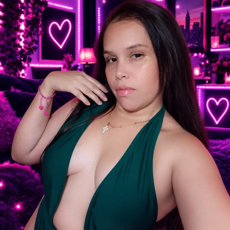 alexandra-queen2 profile photo
