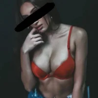 Valentinakissesxx's Profile Pic