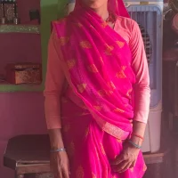 DOLLY-739's Profile Pic