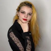 LoisDockray's Profile Pic
