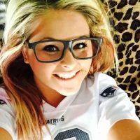 neonmoon19s profilbillede