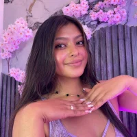 Roxxane_Bms' Avatar Pic