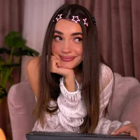 SweetAuraa webcam model